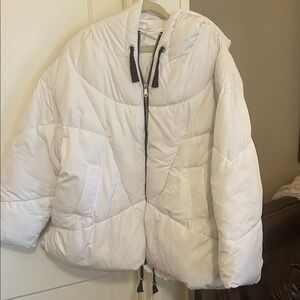 NWOT Free People Hailey White oversized  Hooded Puffer Coat Jacket Parka Size L